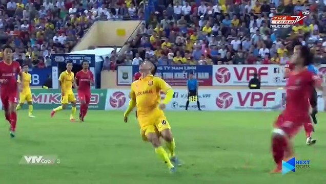 Những pha va chạm nảy lửa giữa DNH Nam Định và Becamex Bình Dương - NEXT SPORTS