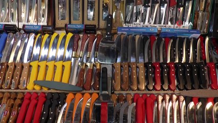 İşini Son Ana Bırakanlar Bıçakçılara Akın Etti