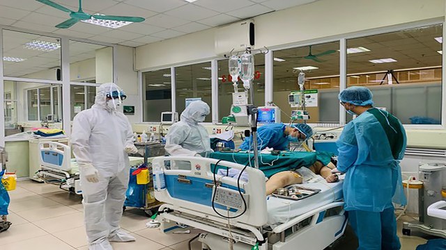 Một số bệnh nhân Covid-19 đang trong diễn biến rất nặng | VTC
