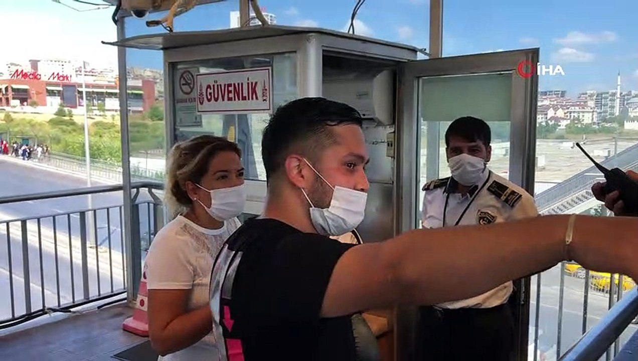 Kadının cep telefonu tehditle gasp eden şüpheli, vatandaşlar tarafından yakalandı