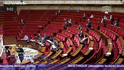 France : nouveau feu vert pour la PMA pour toutes, la GPA reste la "ligne rouge du gouvernement"