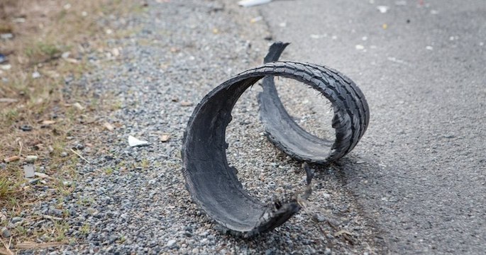 Un rapport révèle qu'un tiers des Français jette ses déchets par la fenêtre de sa voiture