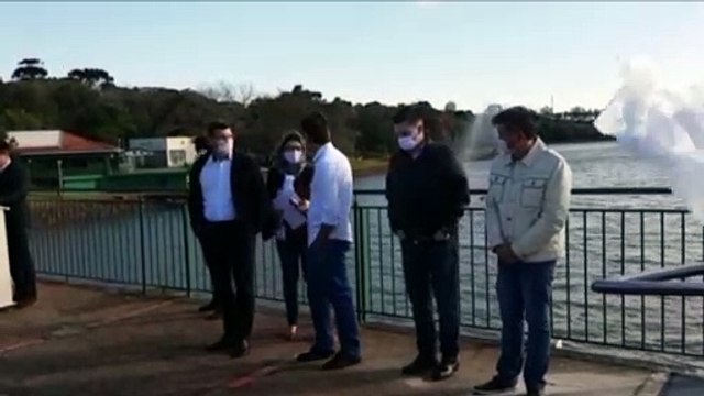 Atletas da Equipe Nacional Permanente feminina de canoagem são recebidas no Lago Municipal