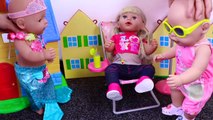 Baby doll dress up morning routine in Baby Born bedroom!