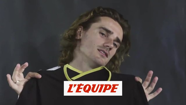 Griezmann découvre le nouveau maillot extérieur - Foot - ESP - Barça
