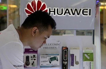 Huawei 'overtakes' Samsung as most popular smartphone maker