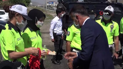 Vali Çağatay sürücülerin bayramını kutladı