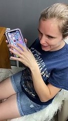 Une fille aveugle nous montre comment elle utilise son iPhone et c'est impressionnant