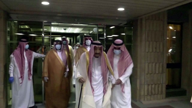 사우디 아라비아 국왕 담낭 제거수술 뒤 퇴원 / YTN