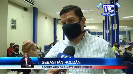 El secretario del Gabinete Presidencial visitó la agencia de CNEL en Durán para constantar la atención a usuarios