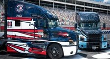 Mack Trucks honors NASCAR Salutes campaign with special hauler wraps