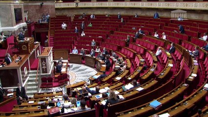 Les députés observent un temps de silence dans l’hémicycle en hommage à Andy Fila, soldat français mort au Tchad
