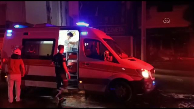 İş yerinde çıkan yangın bitişikteki 4 dükkana sıçradı - İZMİR