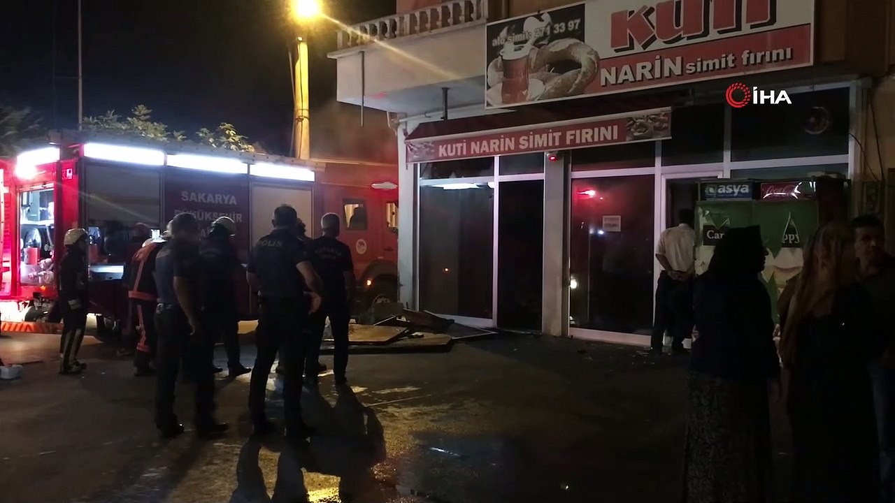 Bayram günü simit fırınında çıkan yangın mahalleliyi sokağa döktü