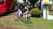 Jovem fica ferido ao cair de bicicleta na Avenida Brasil