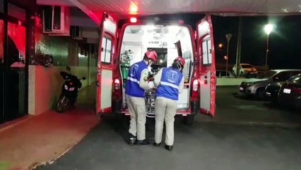 Após se sentir insegura com cliente, garota de programa pula de carro em movimento e é socorrida pelo Corpo de Bombeiros