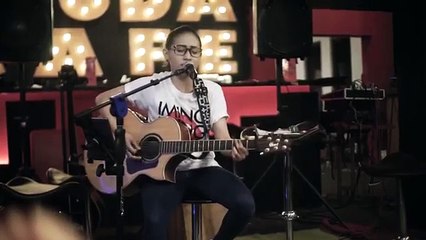 Don t Look Back in Anger (oasis) - Nufi Wardhana Cover