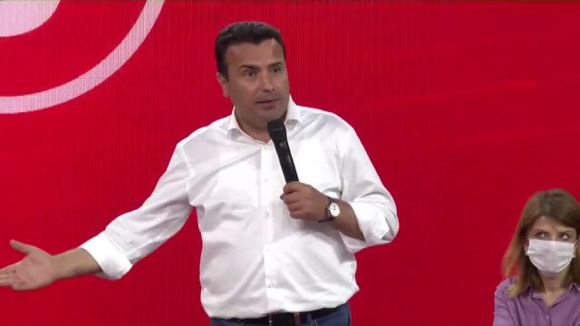 Заев пред жителите на Шуто Оризари