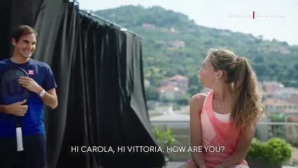 Roger Federer'den sürpriz ziyaret: Tenisçi kızların hayalini gerçeğe dönüştürdü