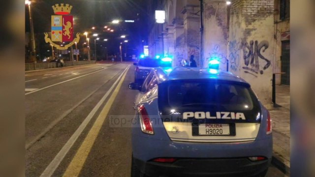 Top News - Dy shqiptarët në Itali/ Arrestohen, u kapën me 8 kg kokainë