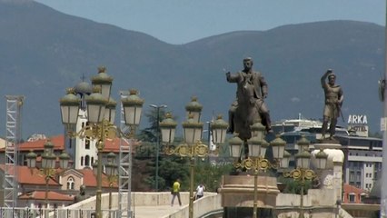 Top News - Zgjedhjet në Maqedoni/ Votojnë të sëmurët me Covid