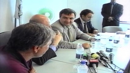 Rruget e paperfunduara ne Shqiperi, Kryeministri Meta cakton afatet (26 korrik 2000)