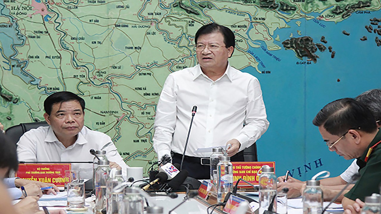 Phòng chống thiên tai kết hợp với chống dịch Covid-19 | VTC