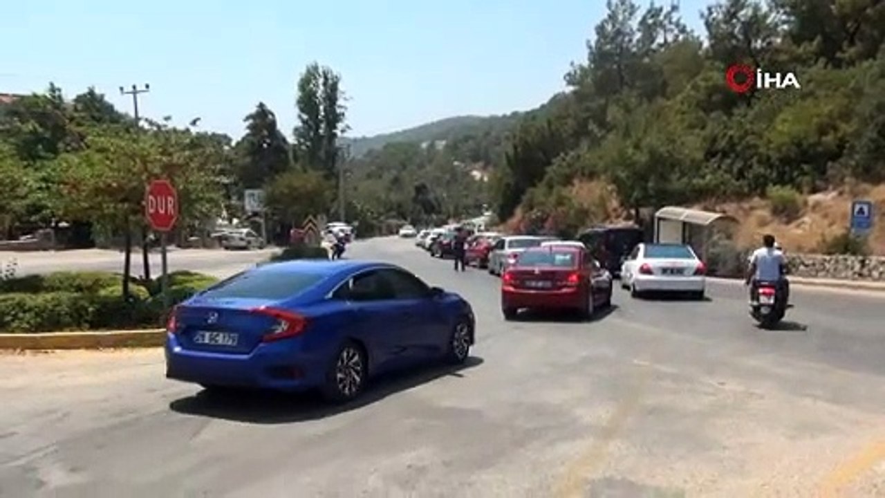 Ölüdeniz'e ulaşmak için kilometrelerce yürüdüler