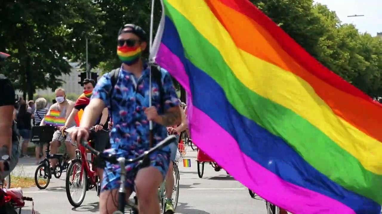 Fahrraddemo statt Parade am CSD in Hamburg