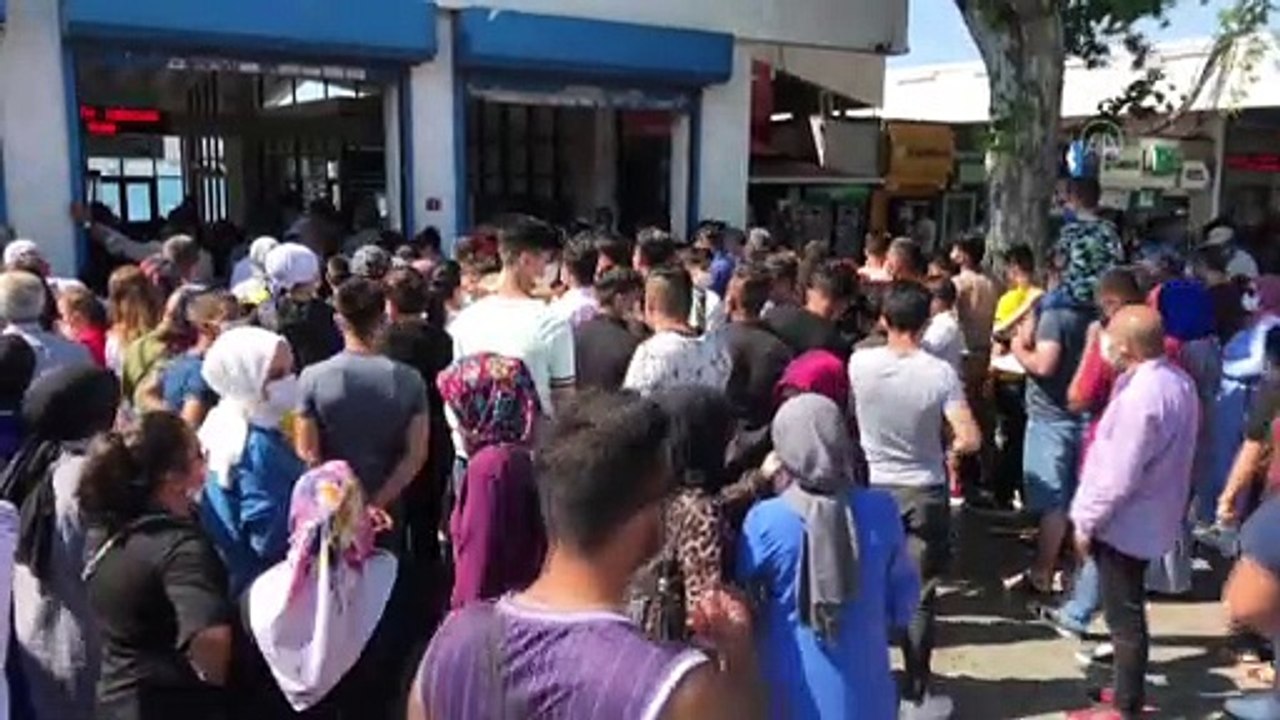 Üsküdar - Eminönü iskelesinde bayram yoğunluğu - İSTANBUL