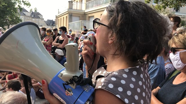 La chorale des Sœurs Goudron bat le pavé pour les Arts j’entends