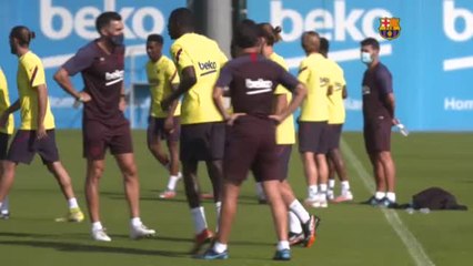 Dembélé y Griezmann se unen al grupo en el entrenamiento