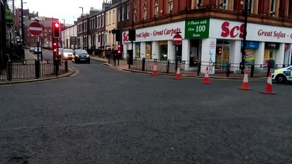 Police cordon in Borough Road