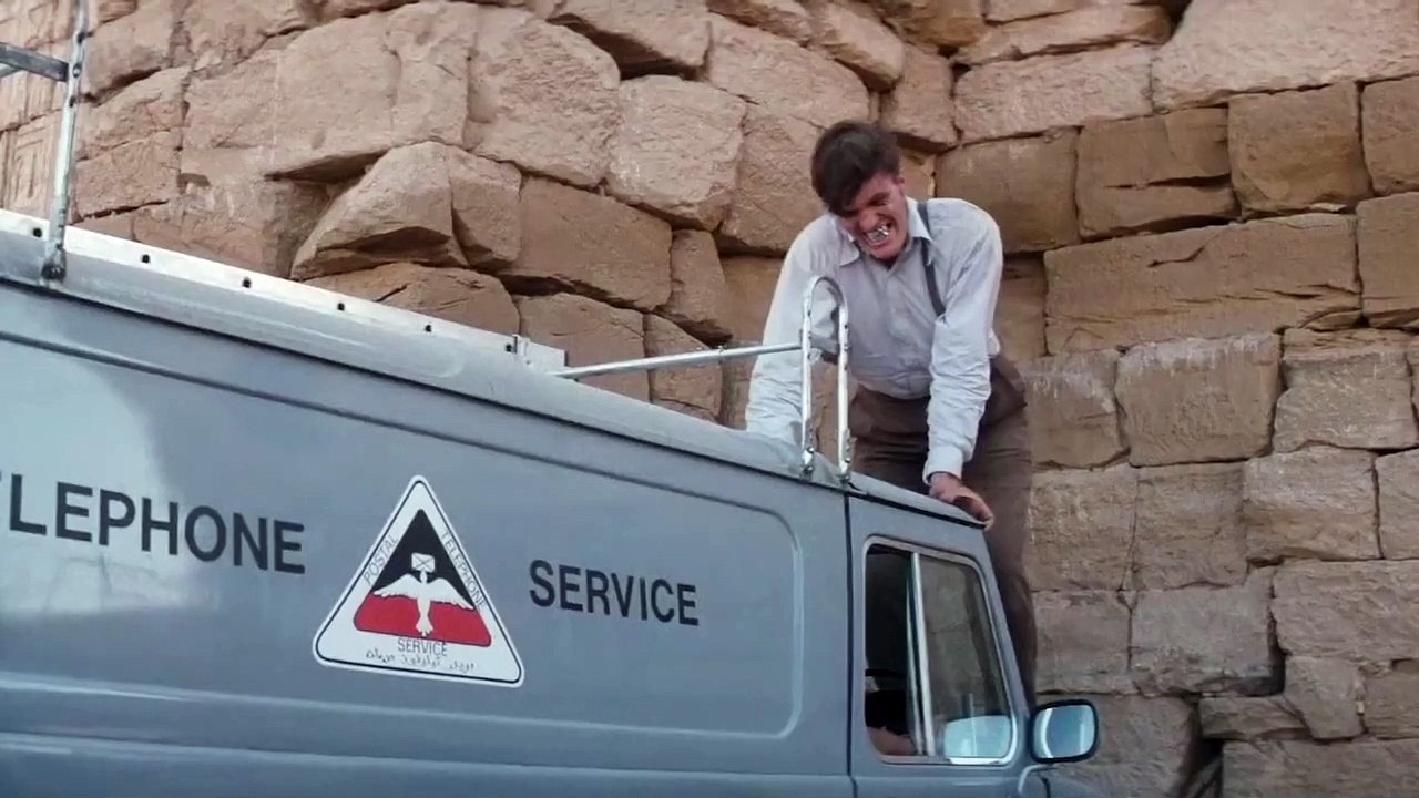 James Bond THE SPY WHO LOVED ME movie Clip - Let’s try reverse… that’s backwards.