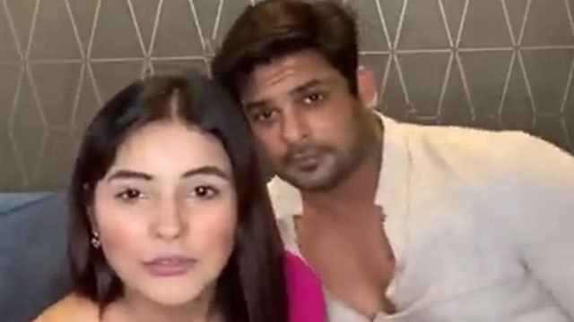 Sidharth Shukla और Shehnaaz Gill साथ आए LIVE Fans ने पूछे मज़ेदार सवाल; Check Out | FilmiBeat