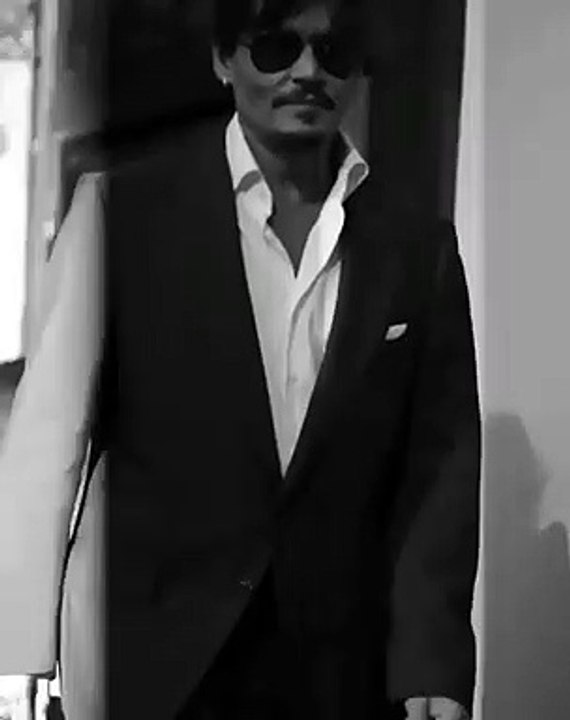 Johnny Depp whatsapp status he's pirate