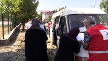 Türk Kızılay hayırseverlerin katkısıyla ihtiyaç sahibi 200 aileye kurban eti ulaştırdı - BİNGÖL