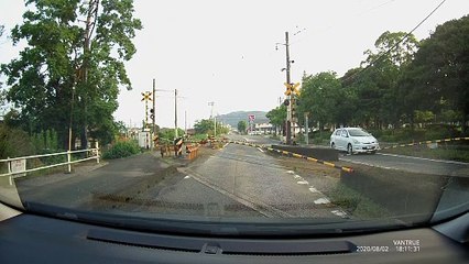 電車 西の浜踏切 ワンマン 山口県山陽小野田市 5K840M 20200802_181108