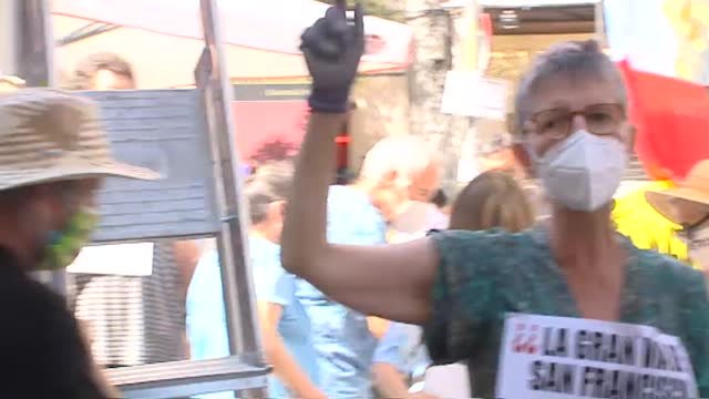 Los comerciantes del rastro madrileño, en pie de guerra un domingo más