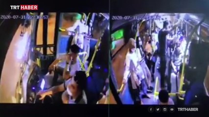 Bayramını kutlamadıkları otobüs şoföründen alkışla özür dilediler