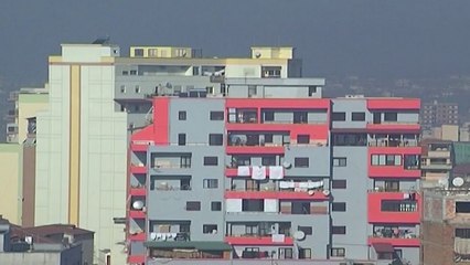 Ora News - Pastrimi i parave në ndërtim, agjentë imobiliarë në vetting