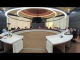 Report TV - Pamjet brenda sallës, nis mbledhja e Këshillit Politik, Rama përballë dy opozitave