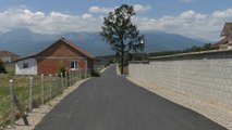 Përurohen rrugë në tri rajone të Gjakovës-Lajme