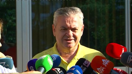 Télécharger la video: Murrizi flet me “nëse” për ndryshimet kushtetuese,  lë të hapur mundësinë e votimit të 5 qershorit