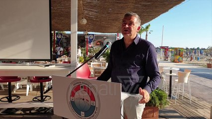 KLOSI «50% E PLAZHEVE, PUBLIKE», NDAHEN CERTIFIKATAT PER VROJTUESIT - News, Lajme - Kanali 7