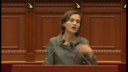 Top News - Zgjedhjet në universitete/ Opozita akuza Shahinit për ndërhyrje