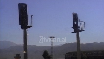 Si u shkaterrua hekurudha e Bajzes (13 Gusht 2000)