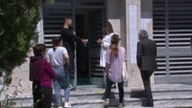 Virozat ngatërrohen me Covid 19/ Mjekët e familjes trajtojnë pacientët në distancë - Vizion Plus