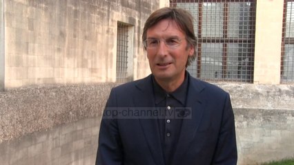 Top News - Rikthehet ‘Dior’/ Sfilata e parë pas izolimit