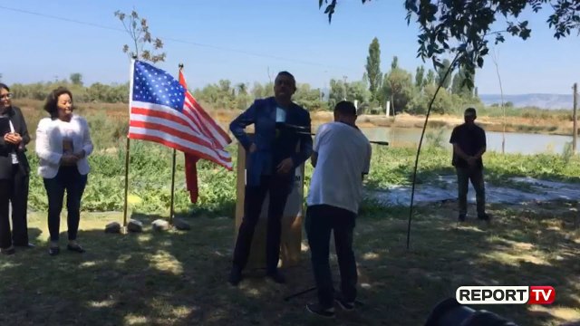 Lezhë, Ambasadorja e SHBA-së: Të përveshim mëngët, me njerëzit e mençur do zgjidhim problemet